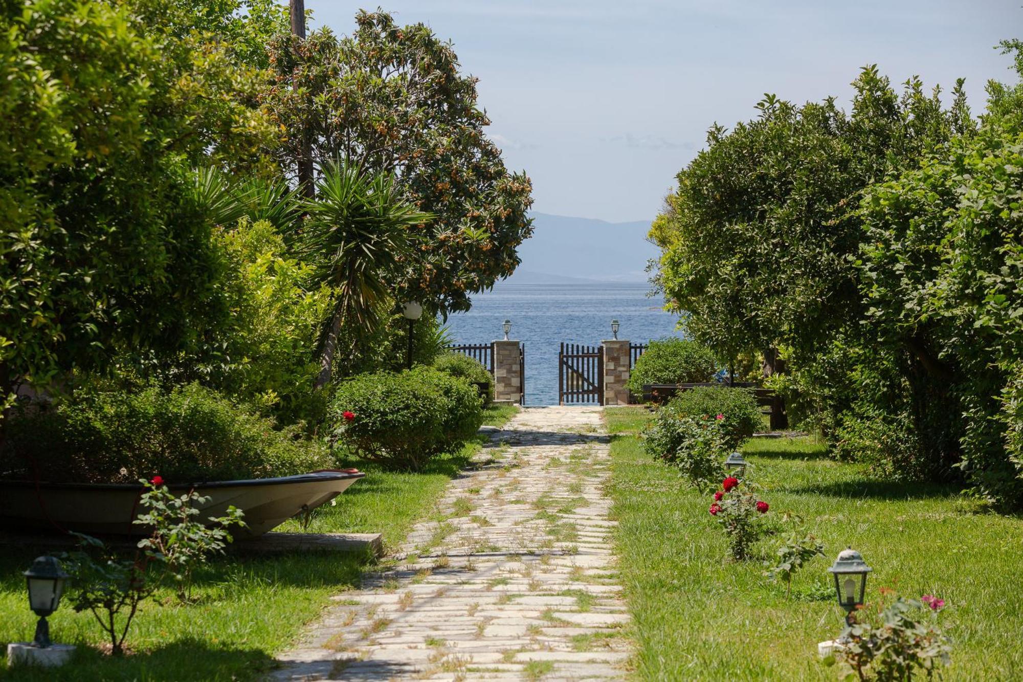 Villa Kalifteri Beach House Áfissos Exterior foto